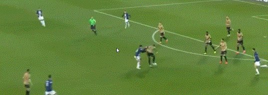 NG体育线上入口-【法甲】埃基蒂凯一度扳平 巴黎1比3客负朗斯遭首败